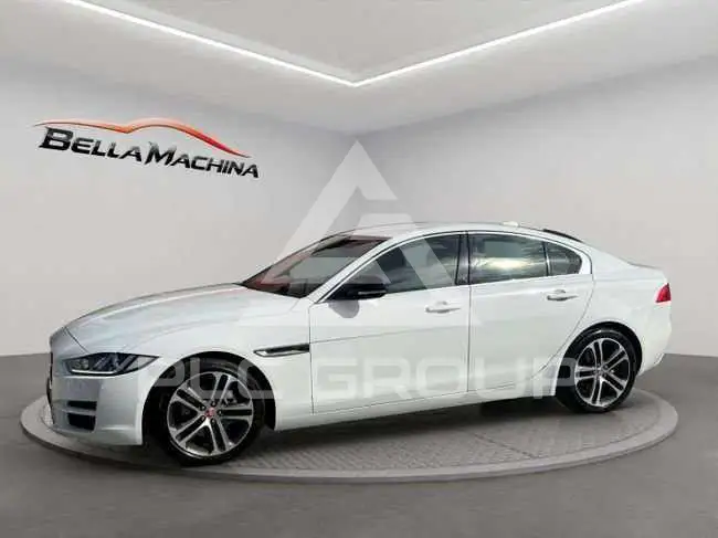 2019 Jaguar XE