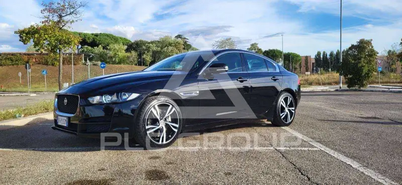 2019 Jaguar XE