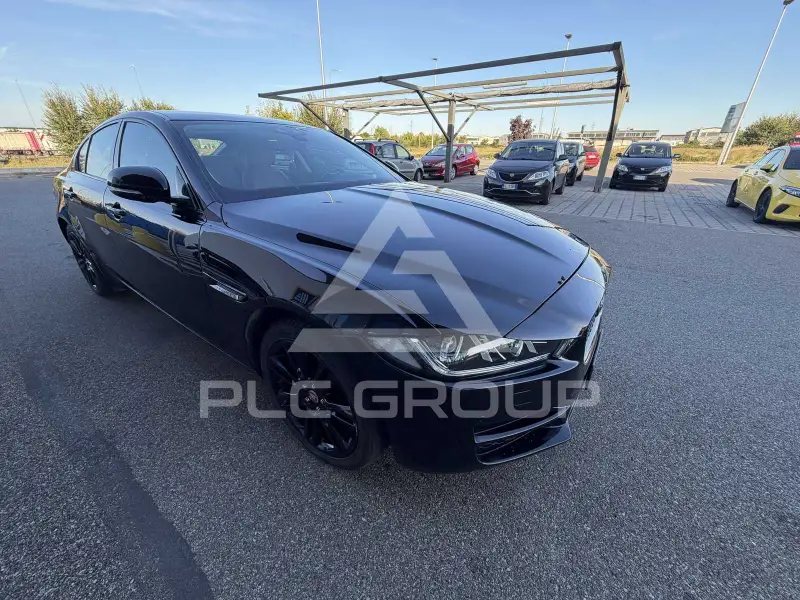 2019 Jaguar XE