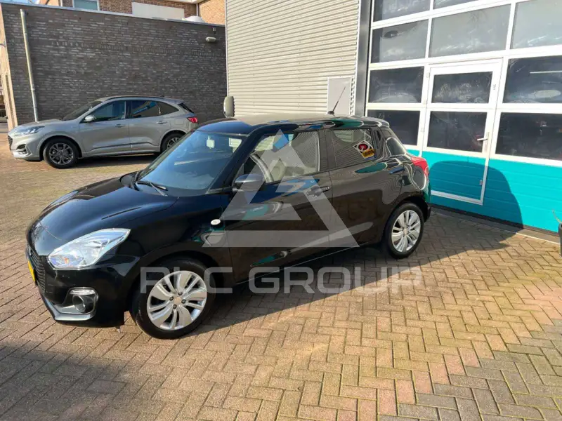2019 Suzuki SWIFT