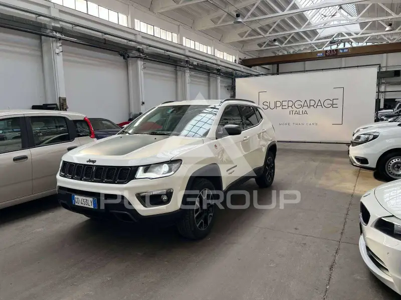 2019 Jeep COMPASS