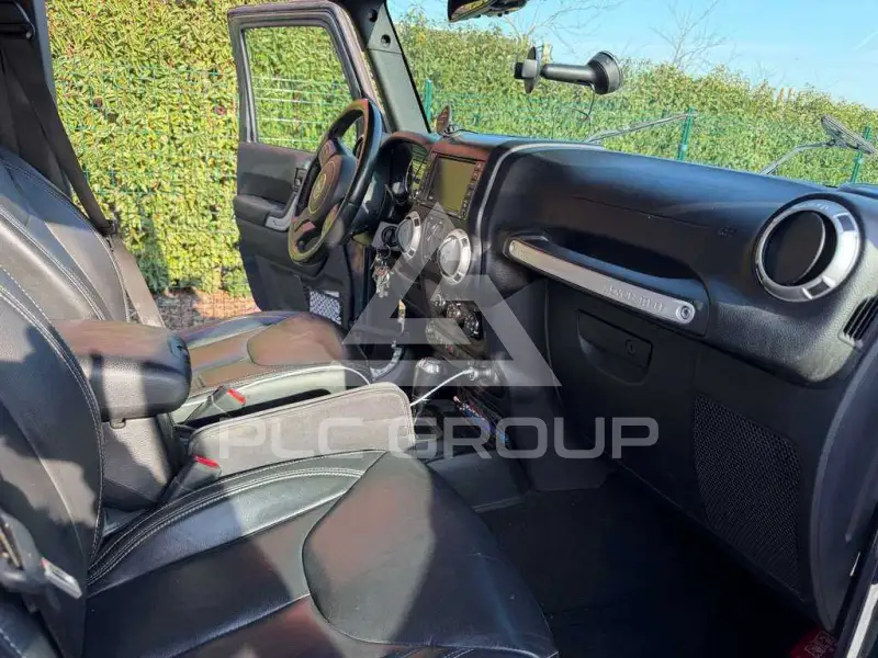 2019 Jeep WRANGLER