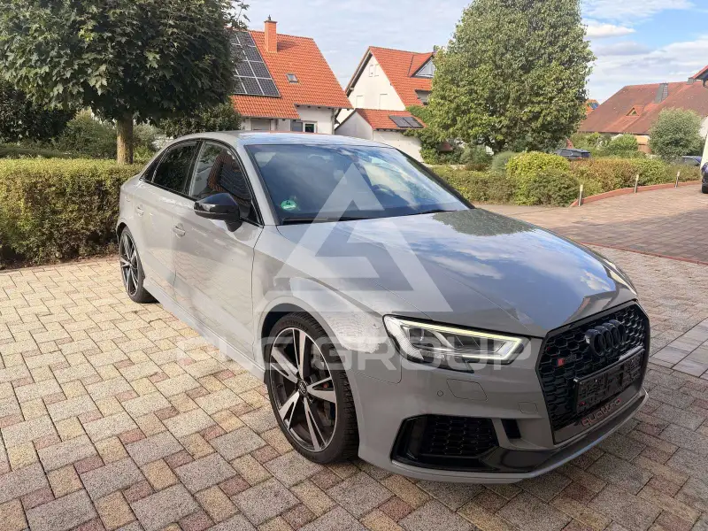 2019 Audi RS3