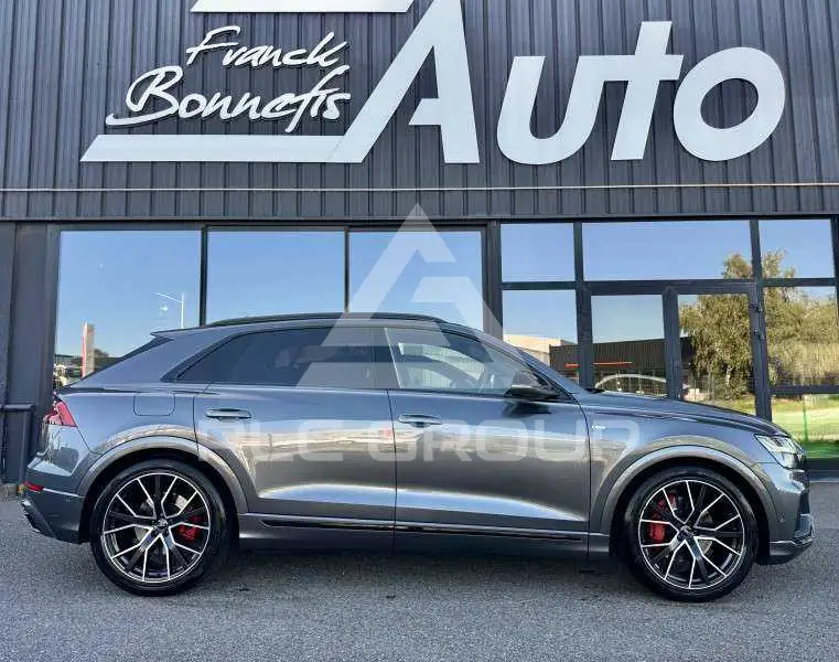 2019 Audi Q8