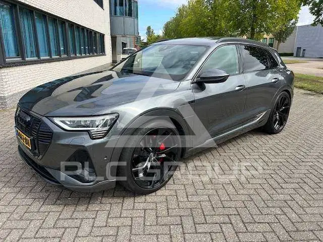 2019 Audi E-TRON
