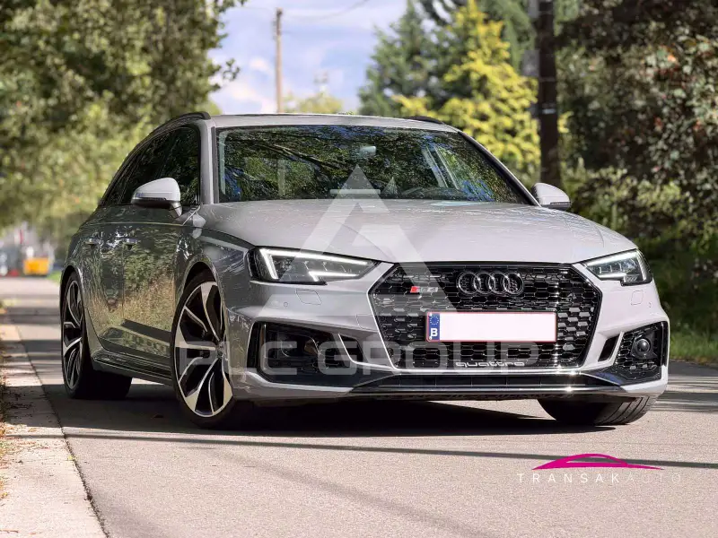 2019 Audi RS4