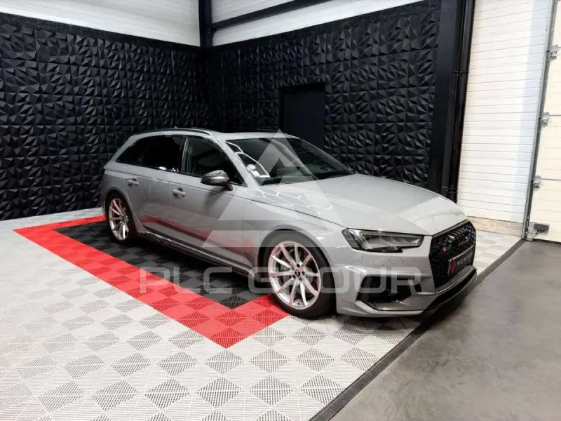 2019 Audi RS4