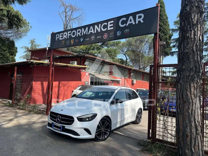 2019 Mercedes Benz B 200