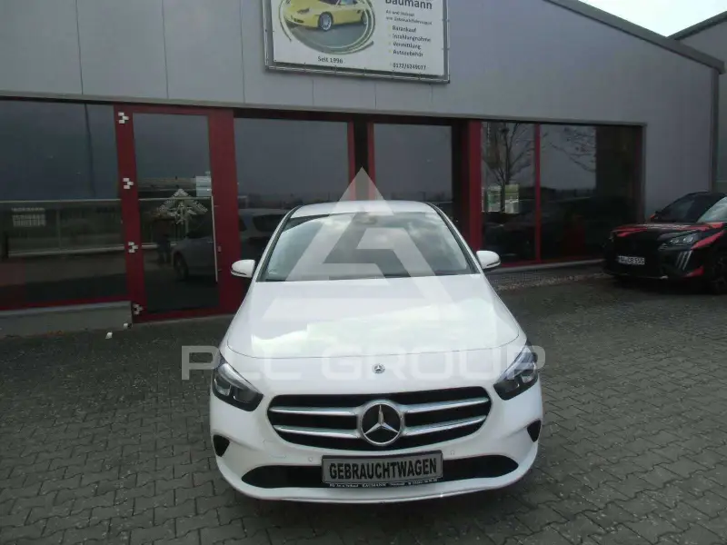 2019 Mercedes Benz B 200