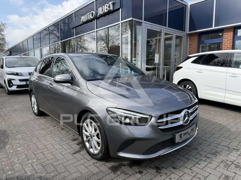 2019 Mercedes Benz B 200