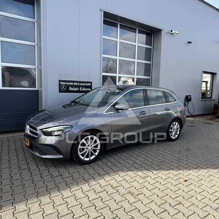 2019 Mercedes Benz B 200