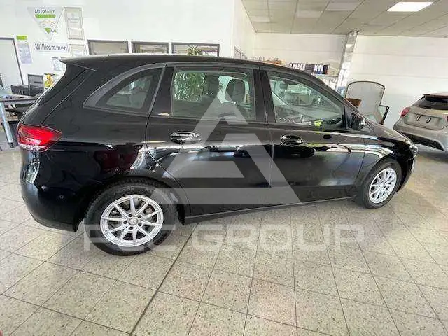 2019 Mercedes Benz B 200