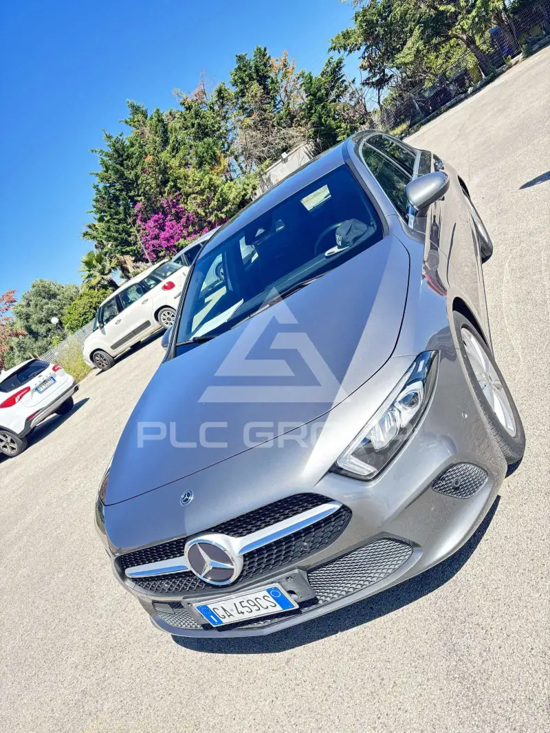 2019 Mercedes Benz A 180