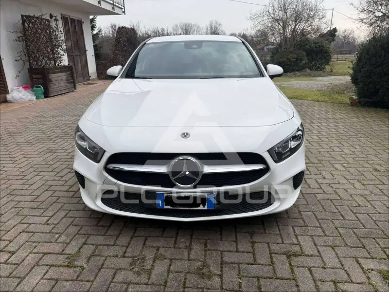 2019 Mercedes Benz A 180