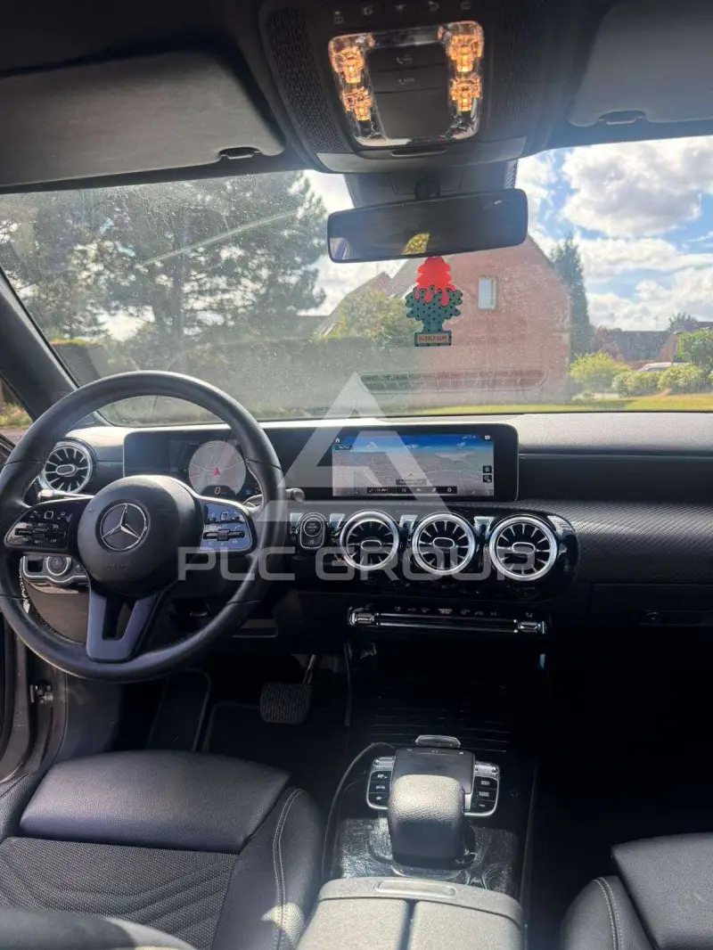 2019 Mercedes Benz A 180