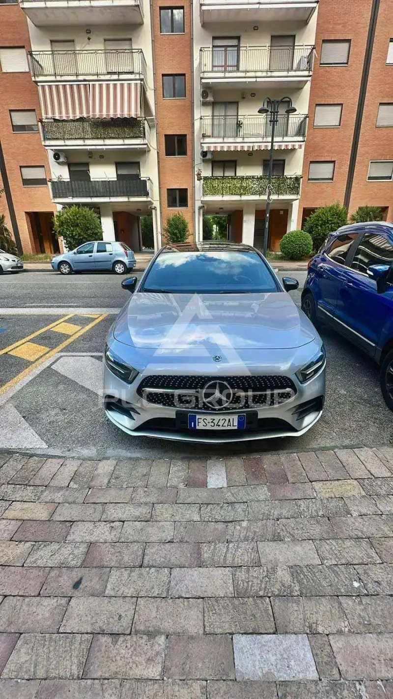 2019 Mercedes Benz A 180