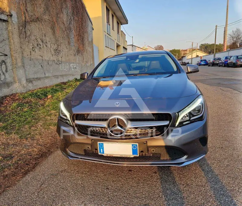 2019 Mercedes Benz CLA 200
