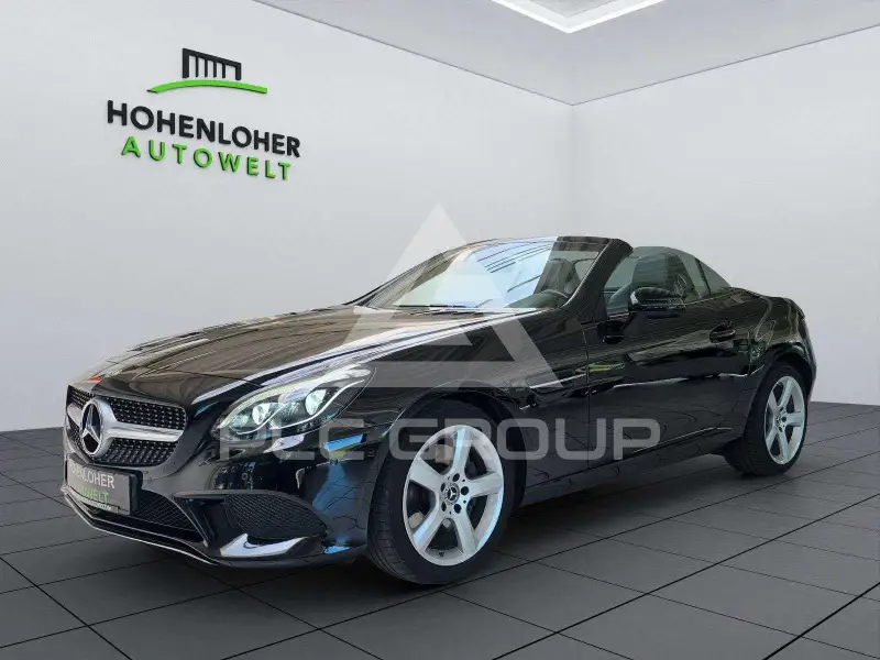 2019 Mercedes Benz SLC 200