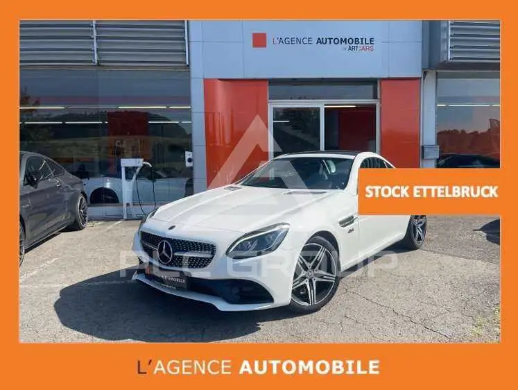 2019 Mercedes Benz SLC 200
