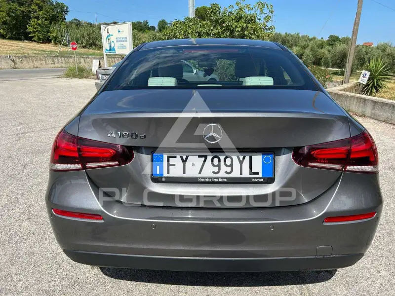2019 Mercedes Benz A 180