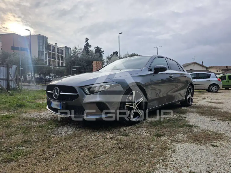 2019 Mercedes Benz A 180