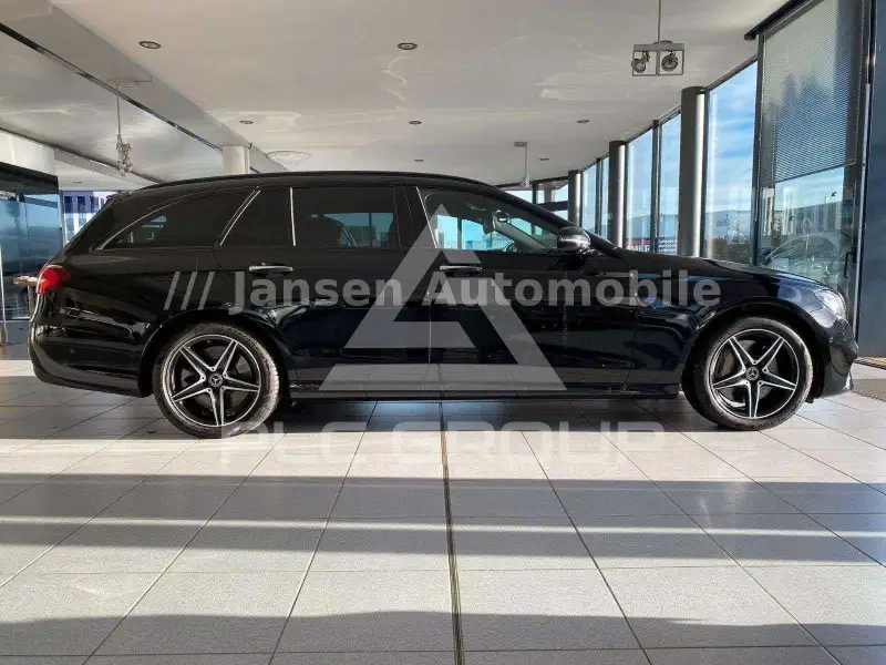 2019 Mercedes Benz E 300