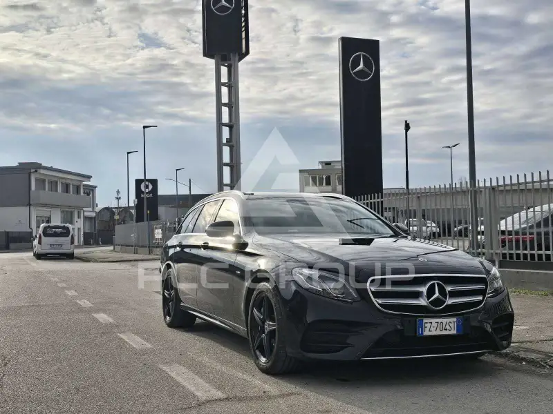 2019 Mercedes Benz E 300