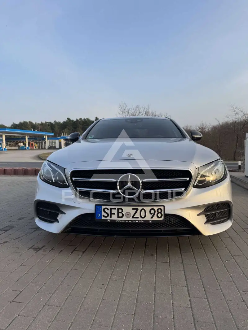 2019 Mercedes Benz E 300