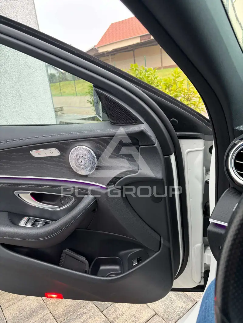 2019 Mercedes Benz E 300