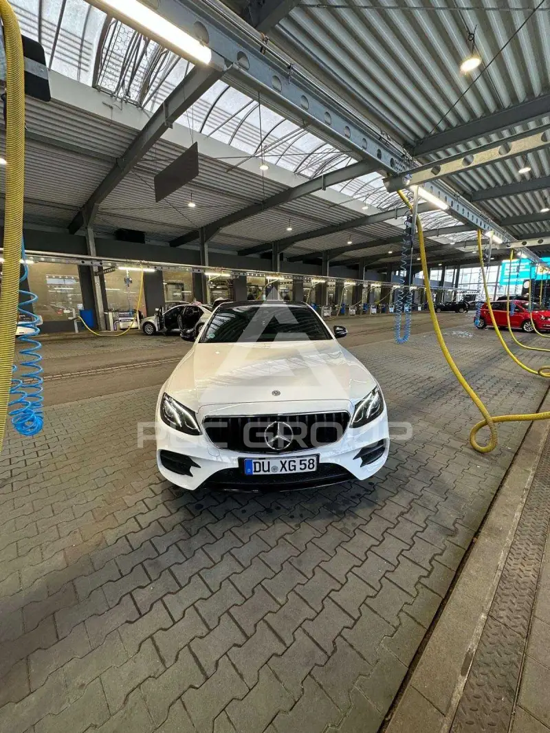 2019 Mercedes Benz E 300