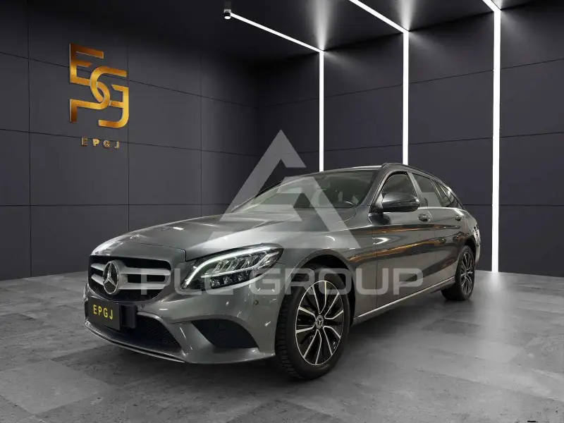 2019 Mercedes Benz C 220