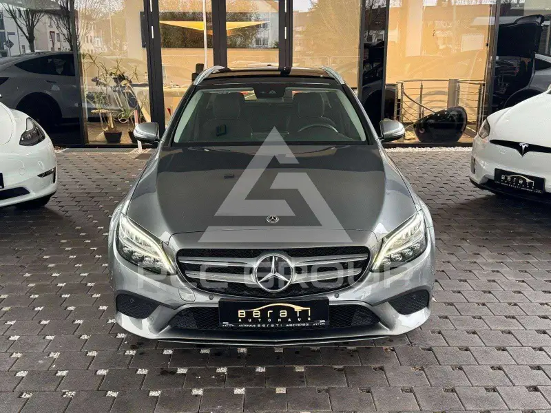 2019 Mercedes Benz C 220