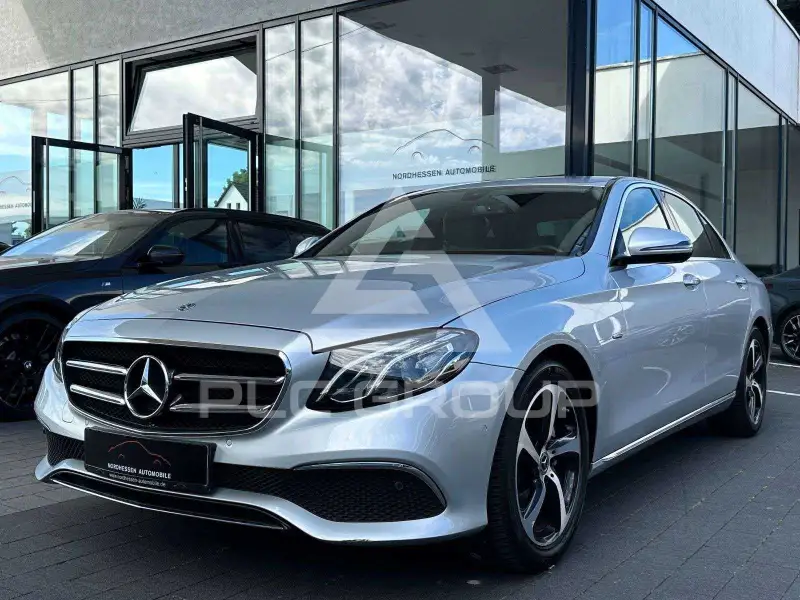 2019 Mercedes Benz E 200