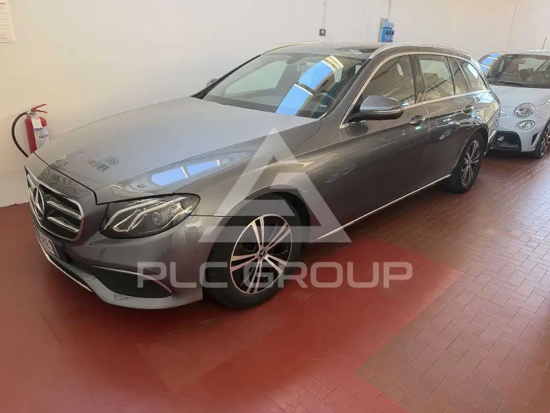 2019 Mercedes Benz E 200