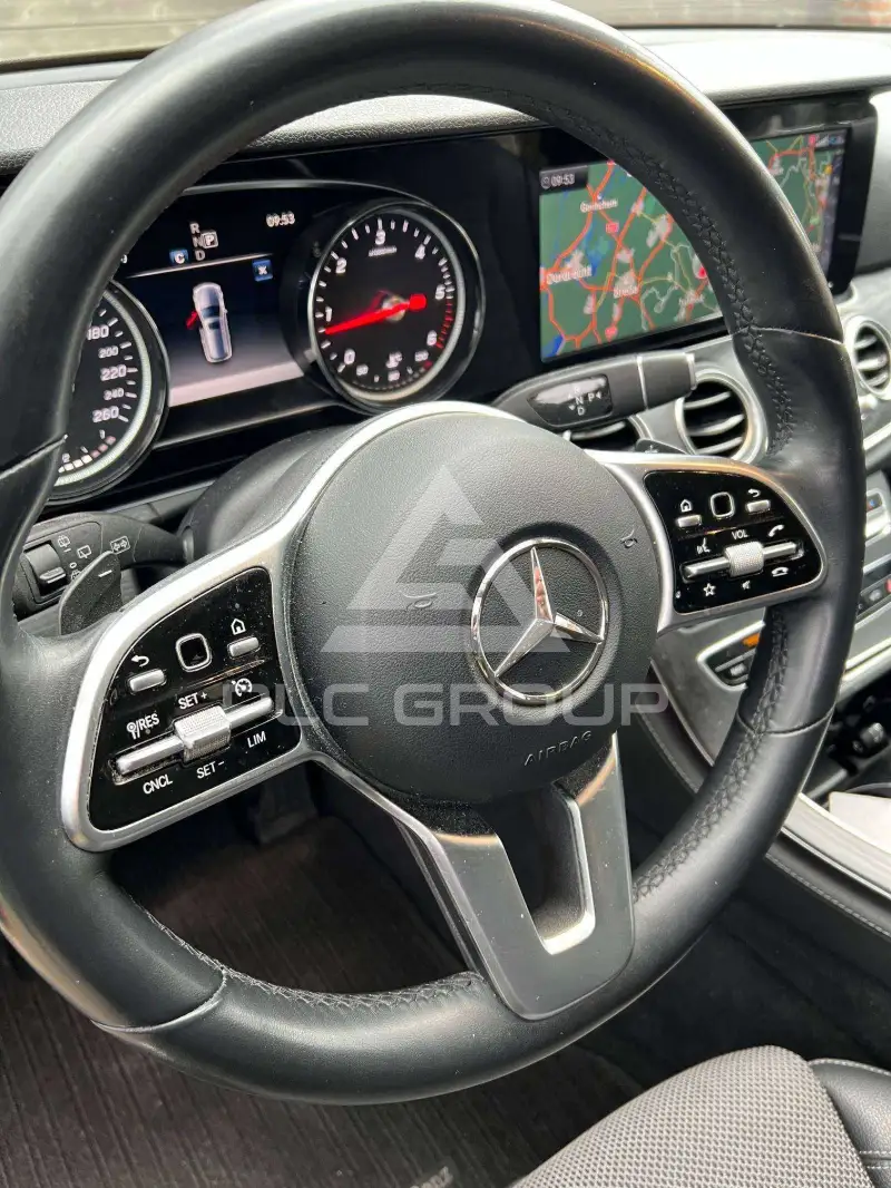 2019 Mercedes Benz E 220