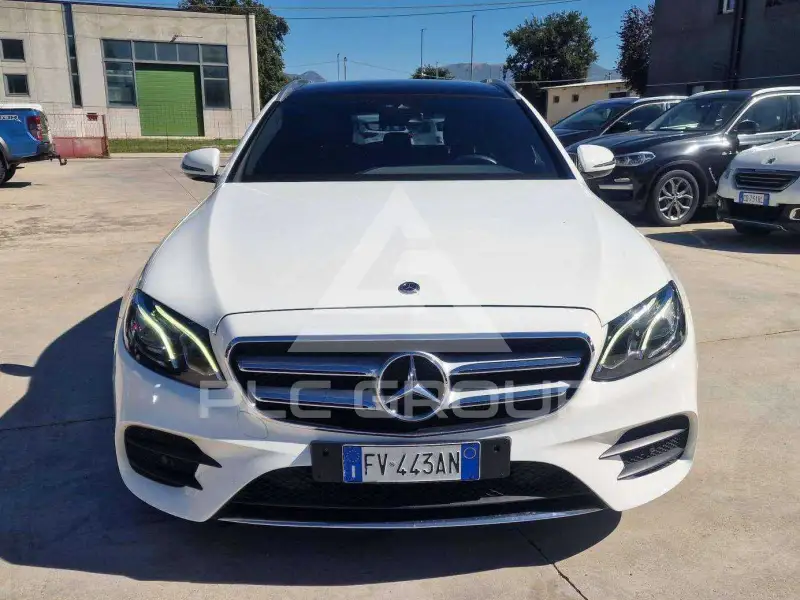2019 Mercedes Benz E 220