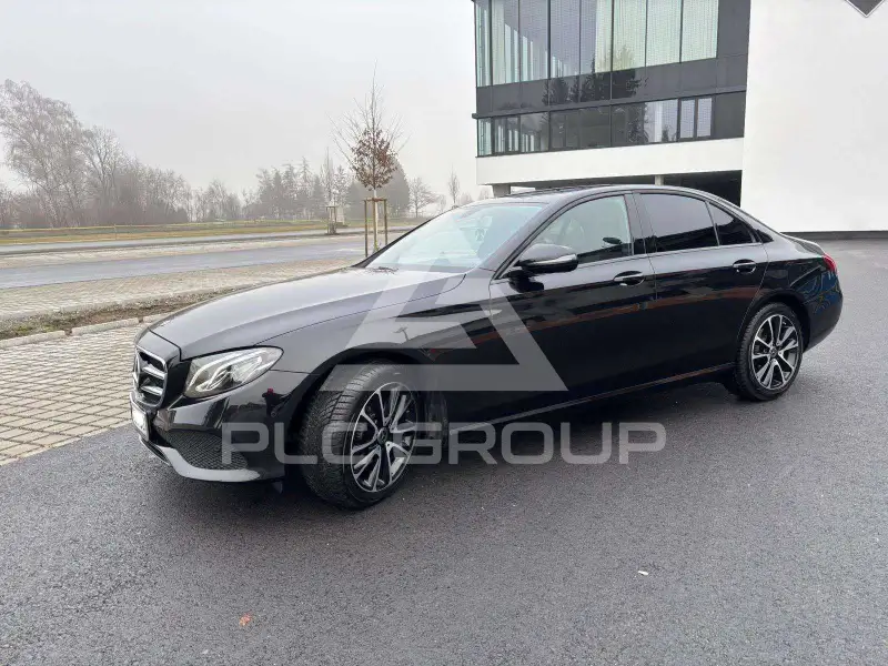 2019 Mercedes Benz E 220