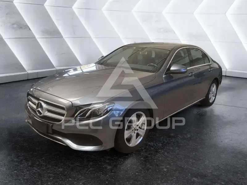 2019 Mercedes Benz E 220