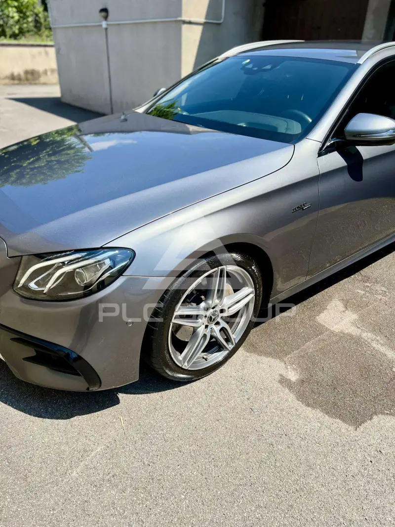 2019 Mercedes Benz E 220