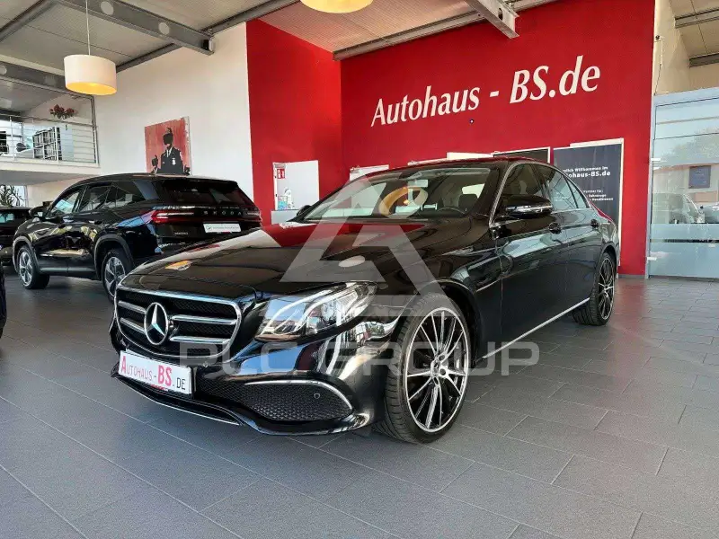 2019 Mercedes Benz E 220