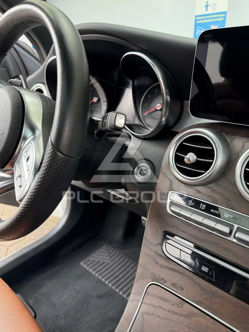 2019 Mercedes Benz GLC 200