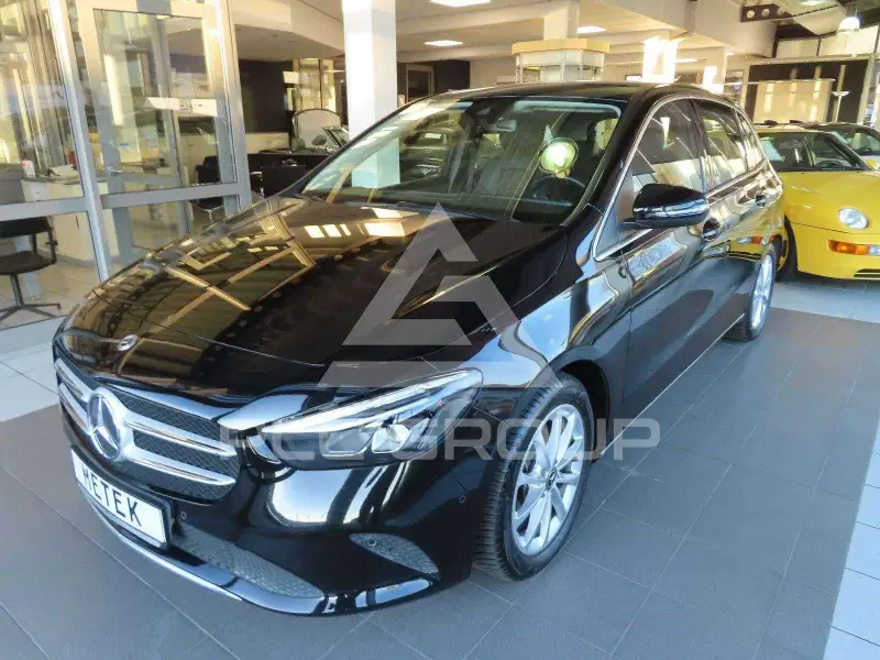 2019 Mercedes Benz B 180