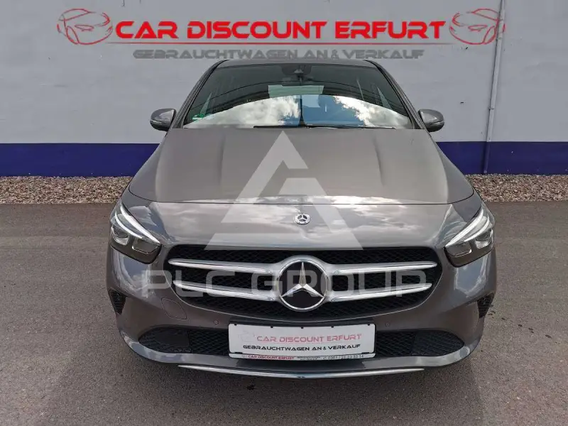 2019 Mercedes Benz B 180