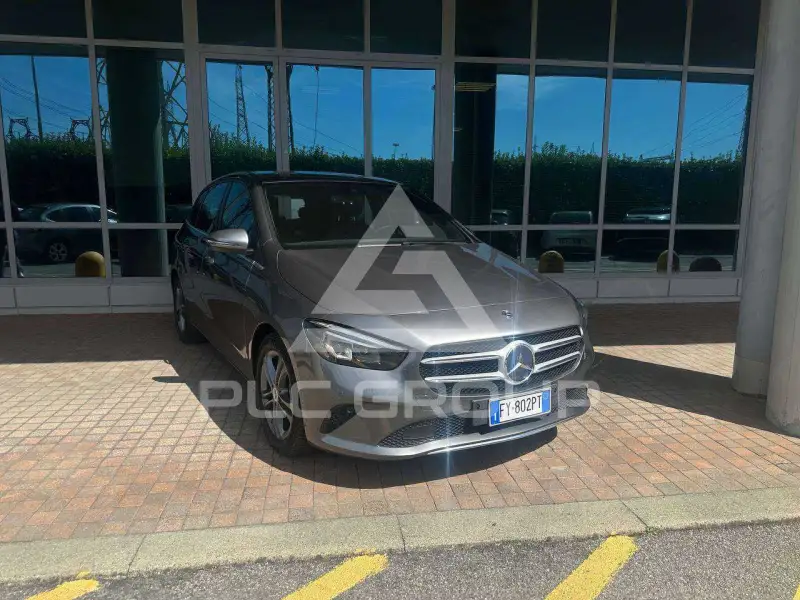 2019 Mercedes Benz B 180