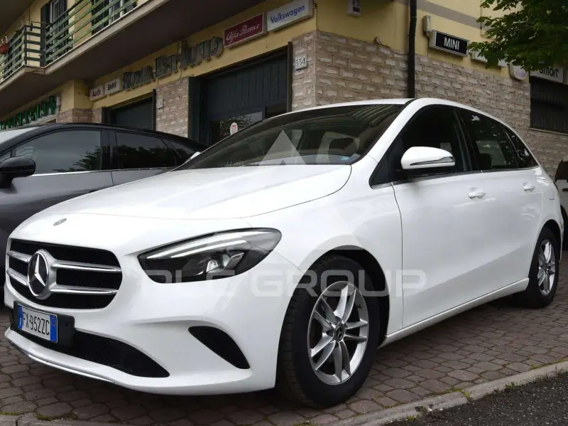 2019 Mercedes Benz B 180