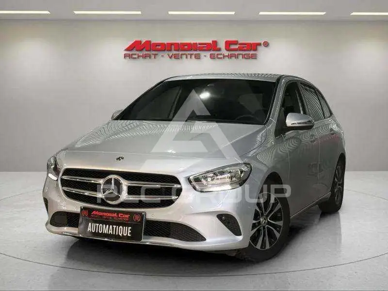 2019 Mercedes Benz B 180