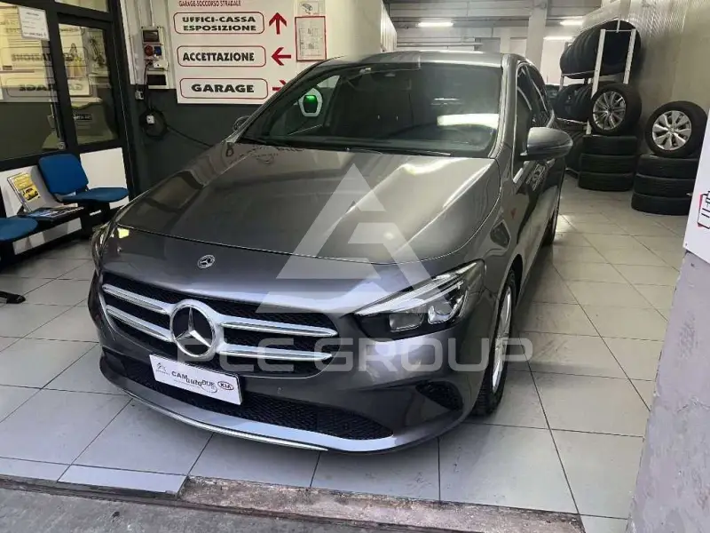 2019 Mercedes Benz B 180