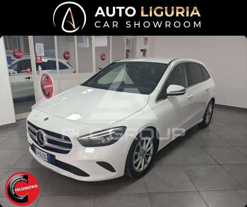 2019 Mercedes Benz B 180