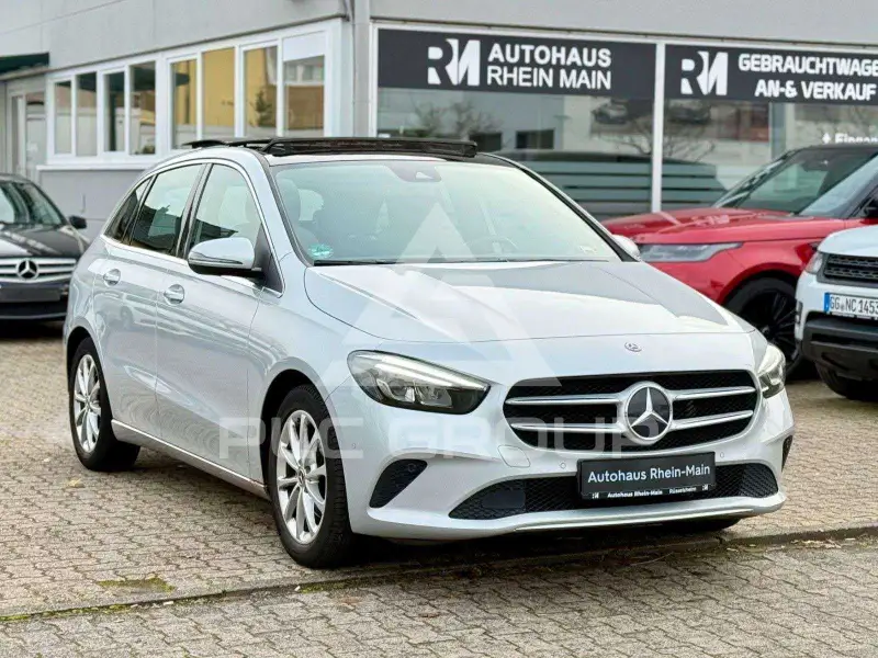 2019 Mercedes Benz B 180