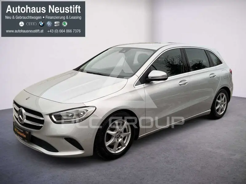 2019 Mercedes Benz B 180